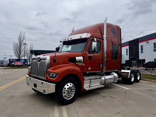 2024 western star trucks 49x - star,